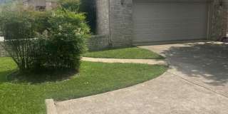 379 Englewood Dr Gallery 9