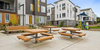 Cru at Willows Gallery 34