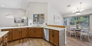 10432 W Avalon Drive Gallery 20