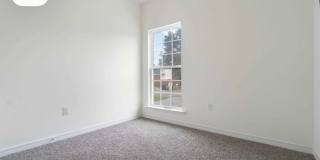 801 East Gonzalez Street Gallery 18