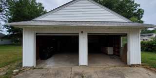 Charming 4-Bedroom Property in Prime Location Gallery 44