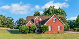 Spacious 4 Bedroom, 2.5 Bath Home on a Large Corner Lot in McDonough! ✨ Gallery 1