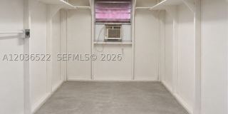 1005 SW 30th St Gallery 13
