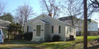 1 BR Duplex near UNCG, Lawn Service included Gallery 1