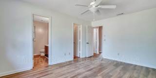 1501 Woodcrest Cir Gallery 13