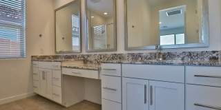 Beautiful 4 Bedroom 3 Bath Home in Mystic Gallery 19