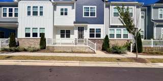 Beautiful 3BR Townhouse in Terraces at Farmington; Available Furnished or Unfurnished! Gallery 1