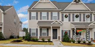 Morrisville End Unit Townhouse: Available June 10th Gallery 1