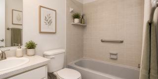 Cottage Court Gallery 13