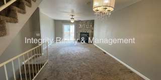 2 Bed/2.5 Bath Townhome, 1102 sq ft, 1811 S Quebec Way #236 Gallery 12