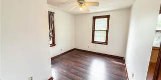 987 Boone Street Gallery 18