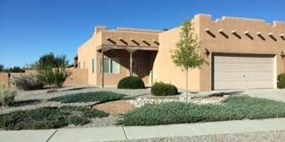 VISTA DEL NORTE 3 Bedroom 2 Bath 2 Car Garage Gallery 1