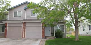 Bright & Inviting Wellington Townhome Gallery 1
