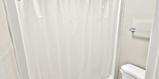 Avalon Cove Townhomes Gallery 83