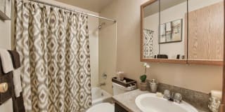 The Park at Cooper Point Apartments Gallery 5