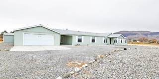 5220 Jerry Avenue Gallery 1