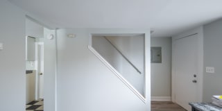 36 Farm Street Gallery 18