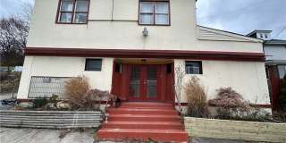 2422 Main St Gallery 1