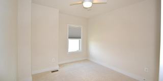 44840 TIVERTON SQ Gallery 37