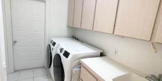 304 NW Bentley Circle Gallery 8