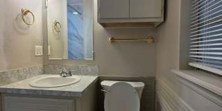 Cute 4 bedroom home in Shawnee Gallery 25