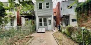 1812 N SMALLWOOD Street Gallery 20