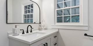 601 GROVE STREET Gallery 17