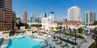 Nine15 Midtown Gallery 7