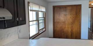 1729 Ferguson Street Gallery 7
