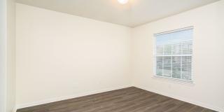 3923 Southton View Gallery 3