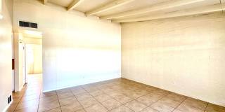 Swan Court Apartments - 1 and 2 Bedroom Homes! Gallery 2