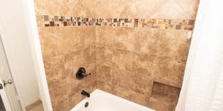 2 Bedrooms | 2 Bathrooms | Shoppers Paradise Gallery 12