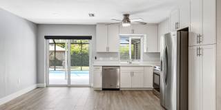 ** NAPLES PARK ** 3 BED / 3 BATH - POOL HOME - FENCED YARD - NO HOA! - PET OK - ANNUAL RENTAL Gallery 8