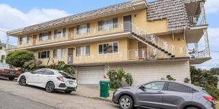 370 Santa Clara Ave #1  - 2 bedroom | 1 bath | Condo | Lower unit Gallery 4