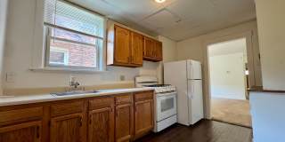 Incredible Two Bedroom Townhouse in Oakland! Close to Pitt  CMU! Call Today! Gallery 1