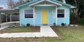 Cozy Bungalow Gallery 1