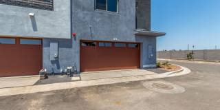 Brand New Build! Massive modern 4 bedroom/4.5 bathroom townhome in the heart of Chandler Gallery 40