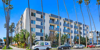 950 4th Street Gallery 18