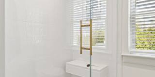 242 Osborne Avenue Gallery 22