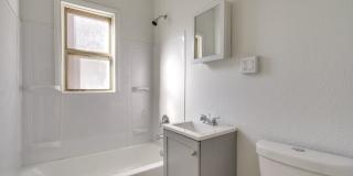 2828 South Moreland Blvd Gallery 75