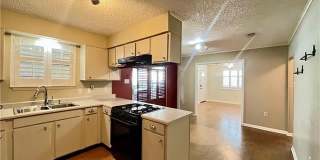 4516 CALUMET Street Gallery 10