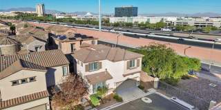 3BD/2.5BA GUARD GATED SUMMERLIN HOME! Gallery 59