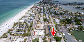Coastal Retreat Steps from the Sand in Indian Rocks Beach Coastal Retreat Steps from the Sand in Indian Rocks Beach Gallery 36