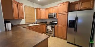 Beautiful Railroad Springs Townhome Gallery 4