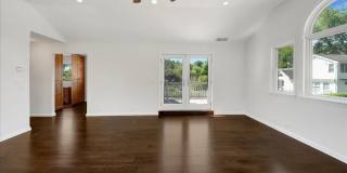 20 Plymouth Road Gallery 21