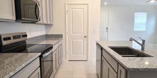 Brand New 2 Story 3/2.5 in Cypress Bluff Gallery 12