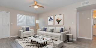 Two Five Greenway Apartments Gallery 4