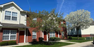 Minutes to Downtown********** Rent $1525/month*********Peaceful Living Gallery 6
