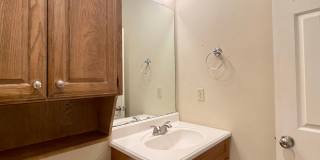 Central/UT 2/2 Apartments PRELEASE 8/15/2025 Gallery 14