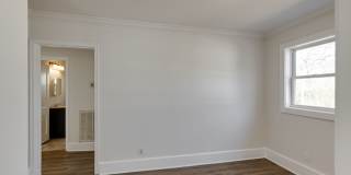 Newly Renovated 3BR/1BTH with Loft for Rent! Gallery 11